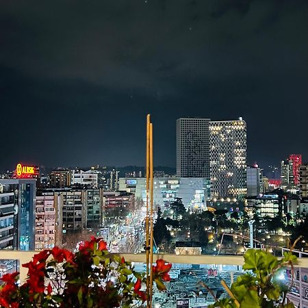 Tirana Gallery Apartment - City Center View Екстер'єр фото
